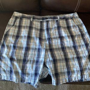 Men's plaid shorts, size 44 waist